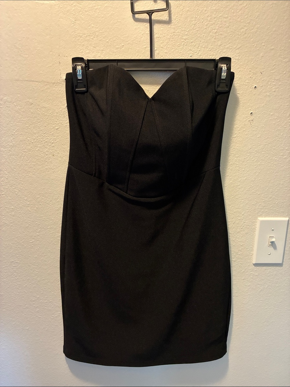 Va Va Voom Strapless Black Sweetheart Mini Dress
